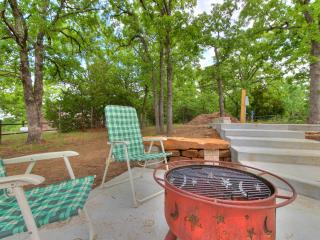 Private RV Pad next to Castle - Skiatook - 7
