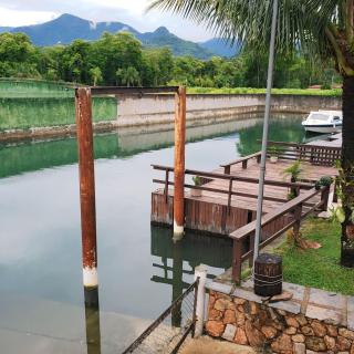 Casa no canal do Condomínio Bracuhy em Angra - Angra dos Reis - 5