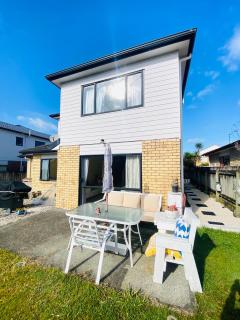 Sunny Room in West Auckland - Auckland - 2