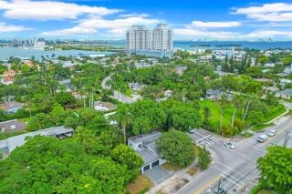 Spacious Retreat with Green Areas 8 ppl - 8