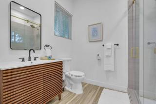 Spacious Retreat with Green Areas 8 ppl - 1