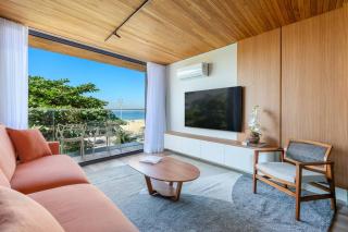 Beachfront Paradise Luxury - 0