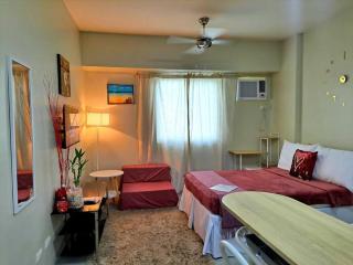 GEM Condotel by JamYatz homestay Amaia Altaraza - Tunkong Manga - 1