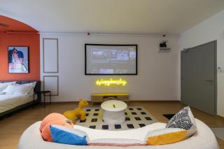 MayaBay Residence SplashMania Gamuda Cove Homestay by Sleepy Bear - - 5