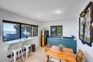 Coastal Embrace - Te Awanga Seaview Escape - Te Awanga - 6