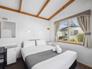 Canberra Holiday Village - 8