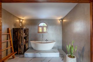 Modern 2-Bedroom-Villa Imola with Private Pool, Fitness-Corner and Jungle View in Canggu -Bali - Kerobokan - 5