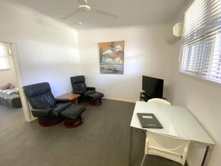 Getaway Villas Unit 384 - Exmouth - 4