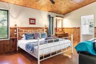 Montville Country Cabins - Montville - 3