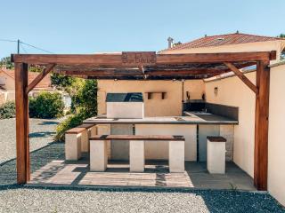Rêve D'Azur en bord de mer à la Nartelle avec Piscine dans la résidence, Terrasse, BBQ, 2 chambres 2 sdb logement de 35m2 draps inclus - Sainte-Maxime - 4