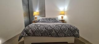 Cozy master bedroom in shared house - 6