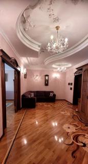 The full 4 bedroom apartment - Bakoe - 1