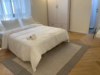 Florentine 3-room apartment with 3 showers and attached toilets, - 4