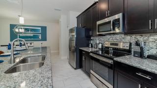 Last Minute Disney Getaway! Private Pool, Hot Tub & Games Room. Book Now! #15132 - Kissimmee - 6