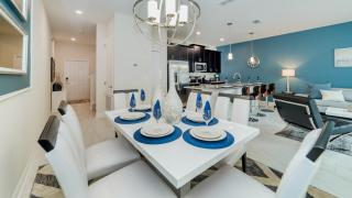 Last Minute Disney Getaway! Private Pool, Hot Tub & Games Room. Book Now! #15132 - Kissimmee - 3