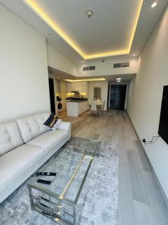 ModernLux - Brand New Modern 1BR Apartment with Lake View, JLT close to Metro - Dubaï - 7