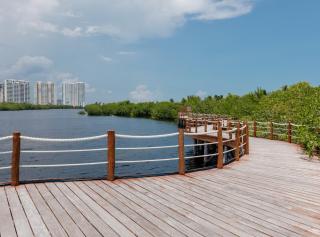 Luxurious 4BR condo by the beach - Rooftop pool - Cancún - 3