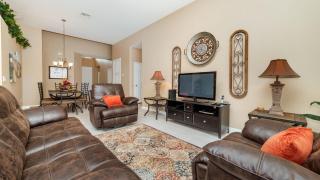 Last Minute Disney Getaway! Private Pool, Hot Tub & Games Room. Book Now! #15586 - Orlando - 9