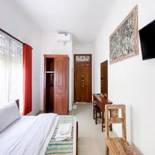 Men Bebas Homestay near Ubud Mitra RedDoorz - Ubud - 3