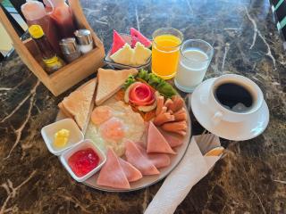 Gold Airport Suites - 9