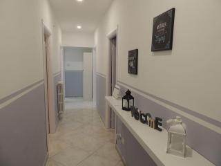 Apt Central Magenta - 6