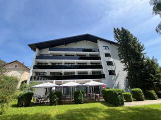 Schinagl Klaus - - 8