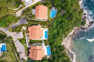 2058 - Villas Carey Condo D1 - 5