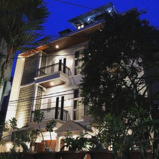 A Fantastic Roof Top City View at SUPERB Location in Jakarta - 7