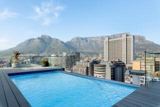 Sleek City Studio at The Tokyo Luxury Apartments - Le Cap - 5