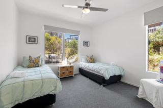 Sirocco - Recently renovated, Roof Top Deck And Pet Friendly in Aireys Inlet - Aireys Inlet - 2