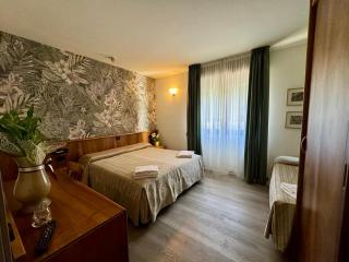 Continental Hotel - Lovere - 7