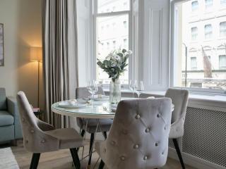 Stylish and central 1 bedroom apartment - Londra - 5