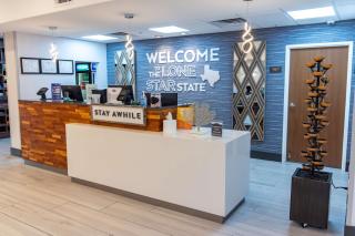 Hampton Inn & Suites Denton - Denton - 6