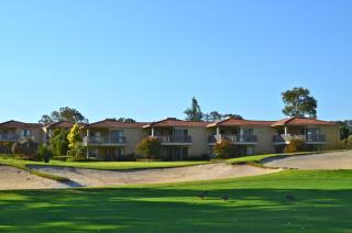 Novotel Vines Resort Swan Valley - 2