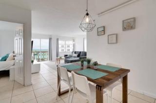 1201- Luxurious 1BR & 2BA with Stunning Ocean Views - Miami Beach - 6