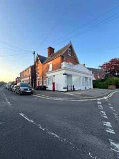 Bright, first floor, one bedroom flat in Wimborne - Wimborne Minster - 2