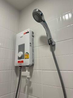 Modern Condo Near Icon Siam & BTS Krung Thonburi - 3