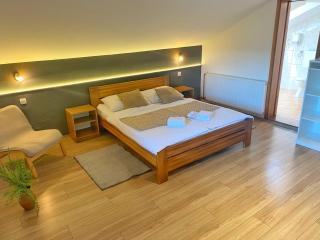 16 Lakes Guesthouse - Grabovac - 3