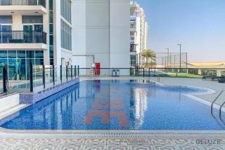 Inviting Studio in Starz Tower 1, Al Furjan by Deluxe Holiday Homes - Dubai - 5