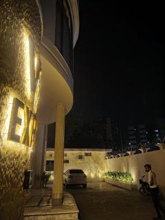 VIP Express - University Town - 4