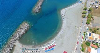 Kalamata Garden Haven - Escape Amidst Greenery - 0