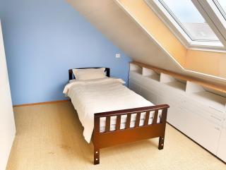 House 5 min walk from ONS, three bedrooms - 2