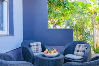 Crowonder Lucky Holiday House with Pool and Patio 30 meters from the Beach - Zadar - 9