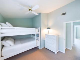 New Direct Oceanfront Condo In Cape Canaveral! - Cape Canaveral - 4