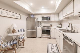 1055-206 High-Rise Luxury 75 Yards From the Shore - Sarasota - 3