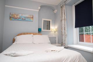 No. 1 Cliffside New Quay - 3