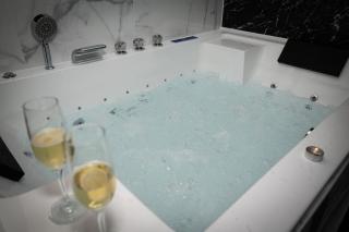 Escapada Jacuzzi junto Catedral - Burgos - 2