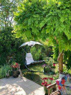 Quiet double ensuite room, own entrance - Varen - 6