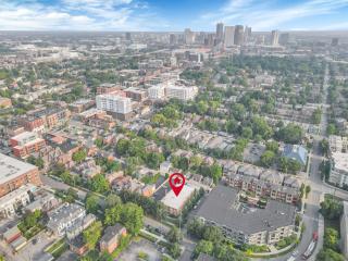 Cozy 2 BR in Short North Convenient Parking - 9