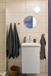 Dotan's Boutique Studios - By Gordon Beach! - 4